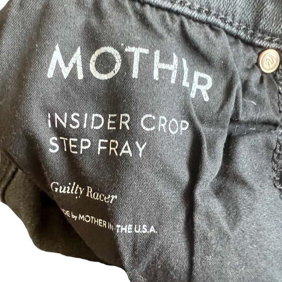 MOTHER Insider Crop Step Fray in Guilty Pleasure - Picture 8 of 9